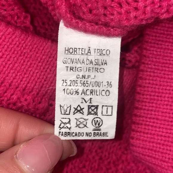 Pink Oversized Cable Knit Sweater, Size Medium - Picture 5 of 14